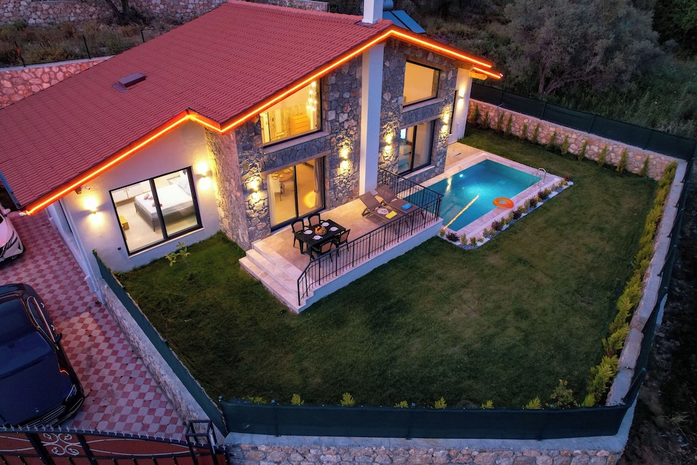 Yaka Esinti Villa