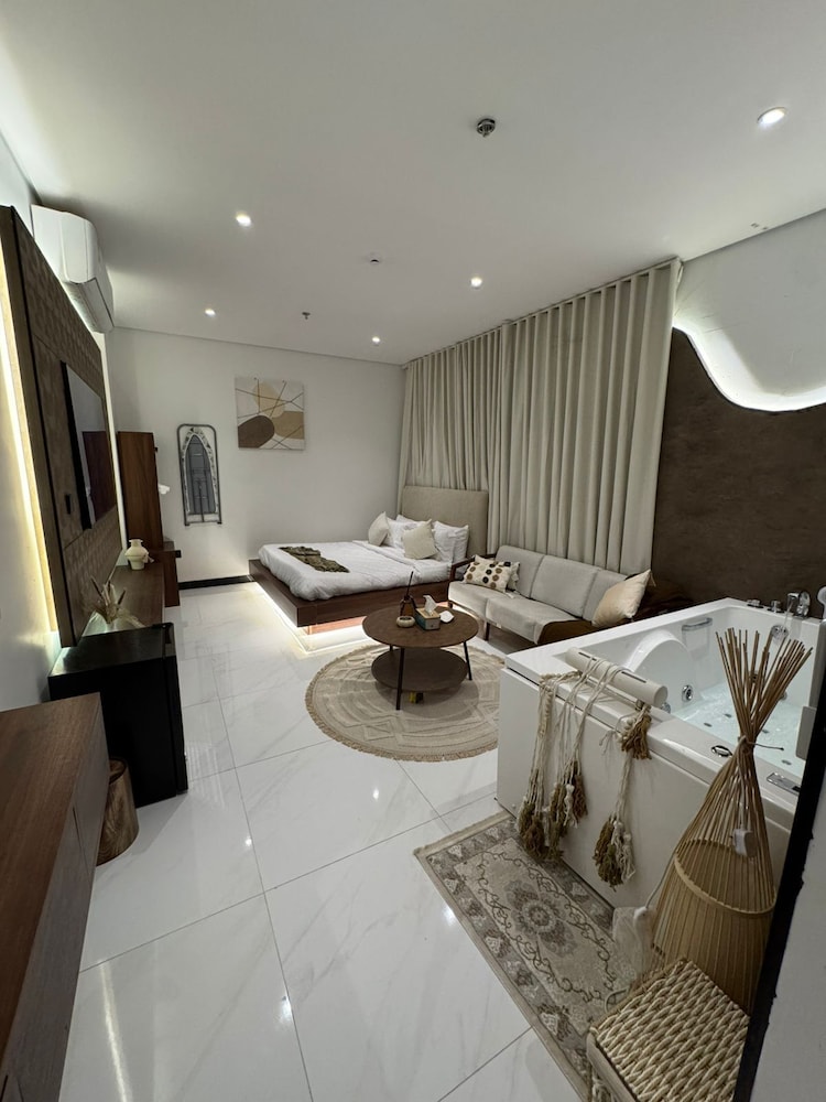 Suites OrbitNet Compound