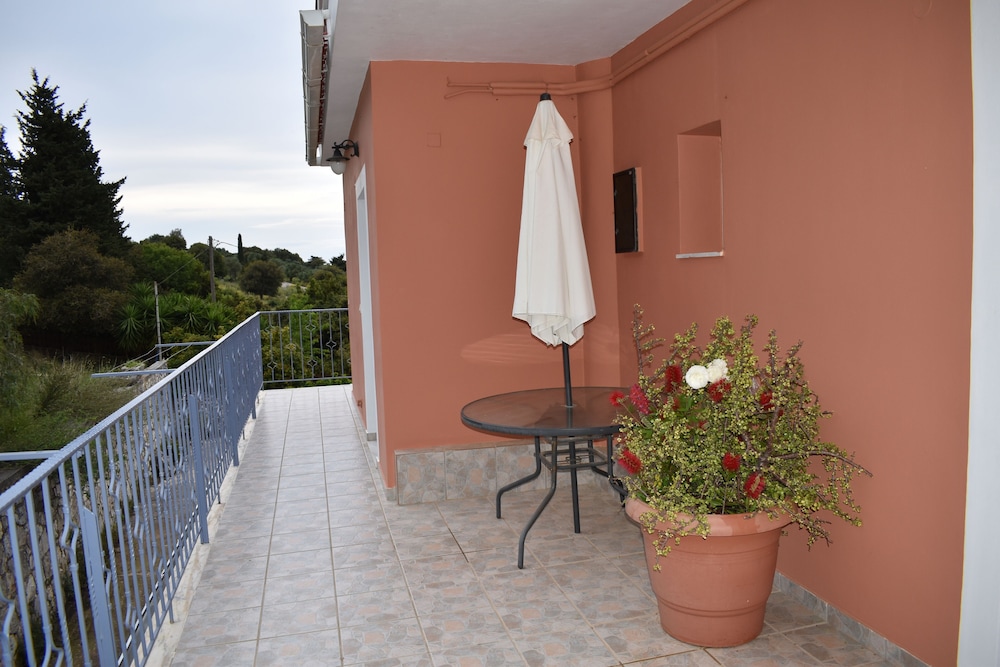 Hotel Myrtos