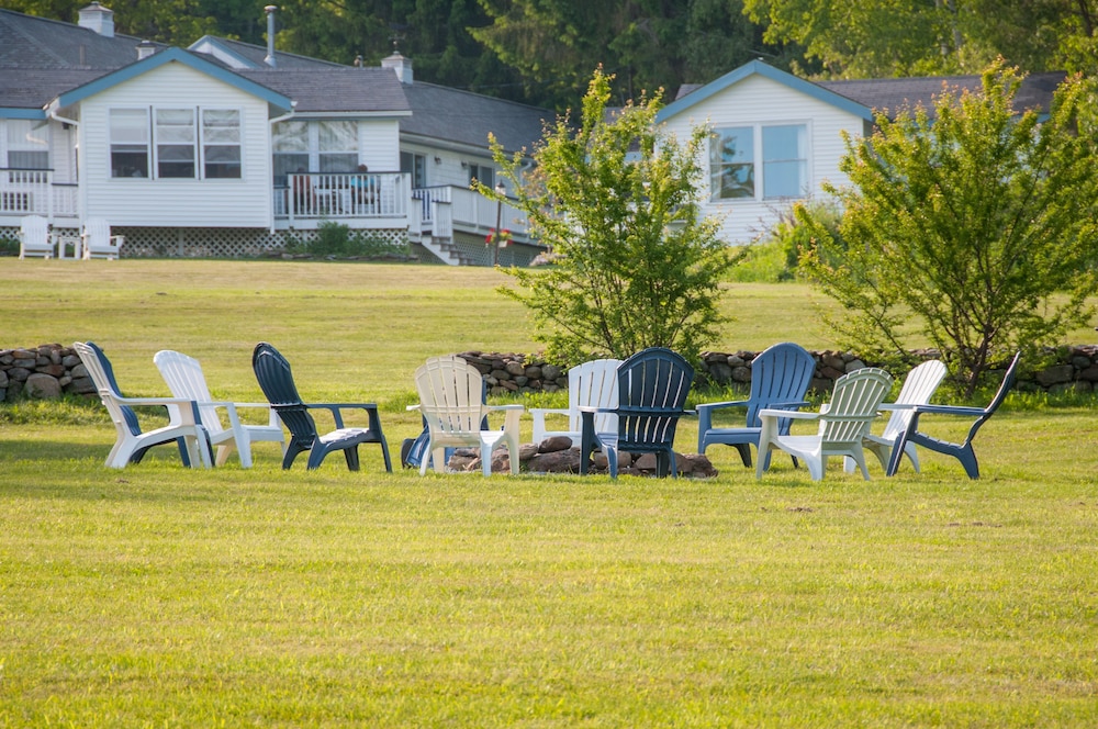 Glenmoor By the Sea