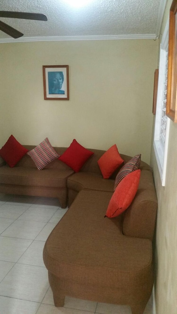 Oaklands Guest Oasis