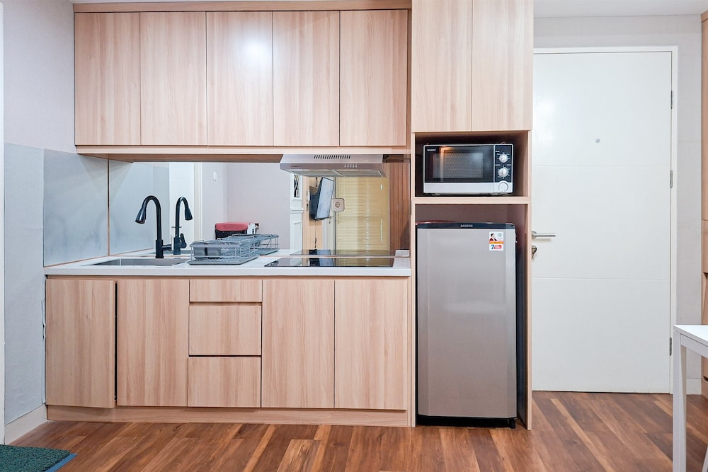 Modern Neutral 2Br At The Ayoma Apartment