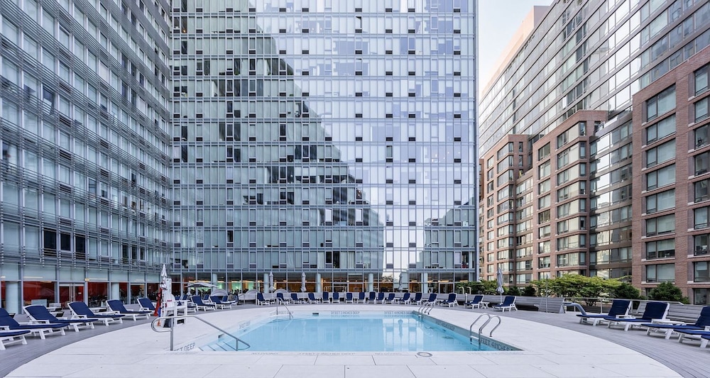 Forte Select Xxii by Rove 2BR Midtown West Apt