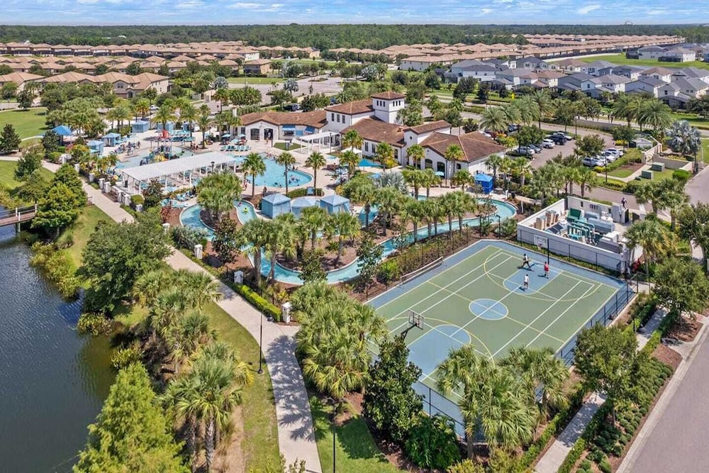 Windsor at Westside Resort Home w/ Pool & Hot Tub