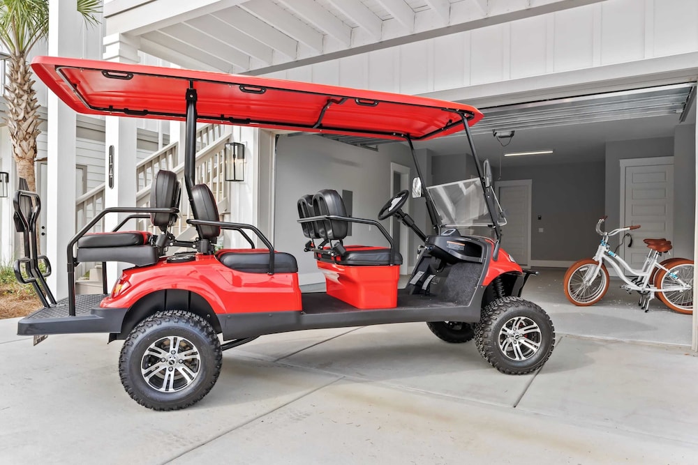 2 Homes in Inlet Beach by Avantstay Sleeps 24, Walk to Beach, Free Golf Cart, Rooftop Decks, Pool Access