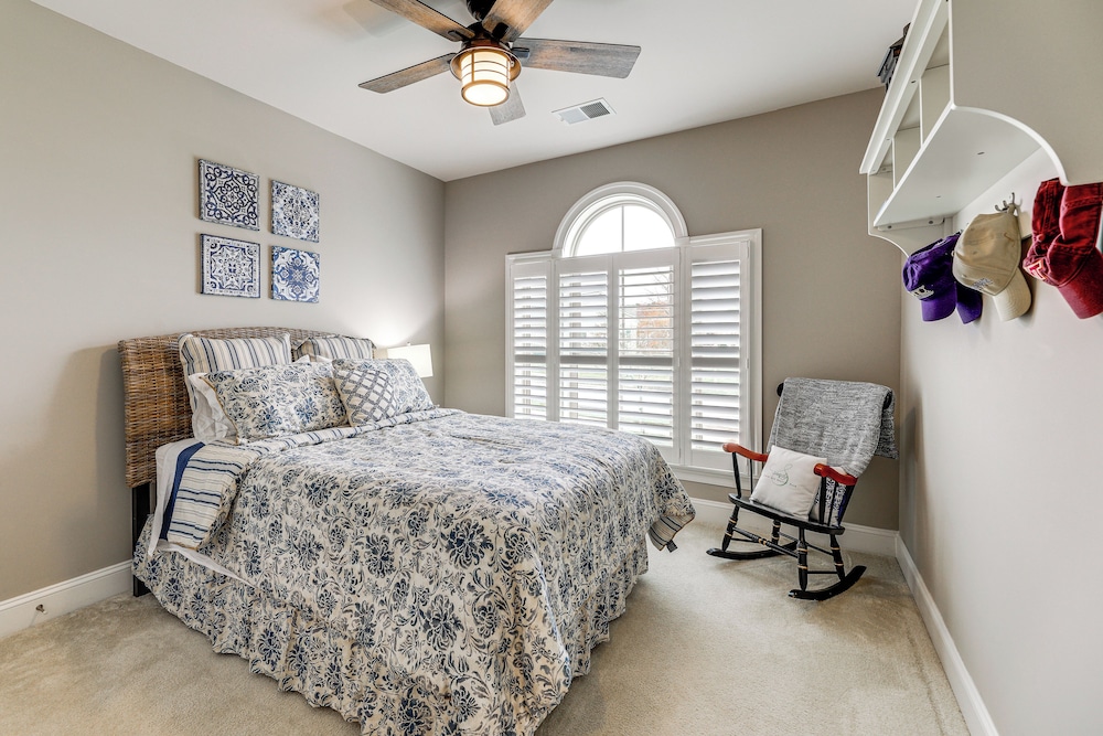 Communal Pools, 6 Mi to Bethany Beach! Family Home