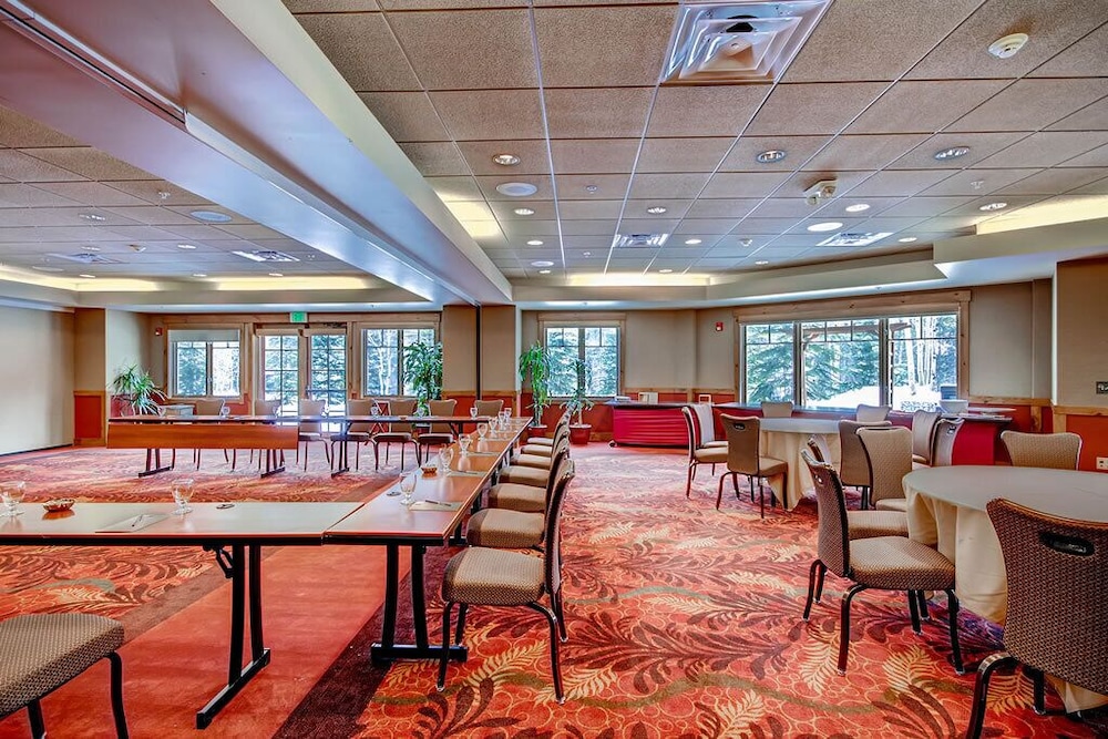 meeting & event spaces