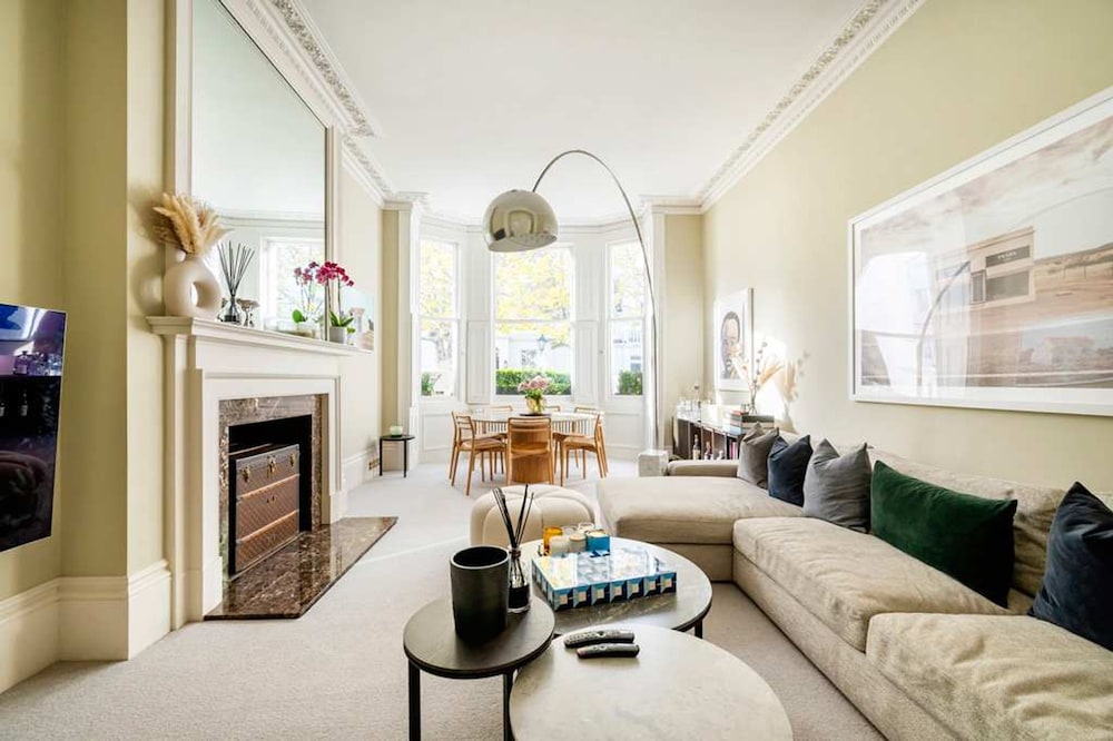 Kensington High Life- by Out of Office Lifestyle