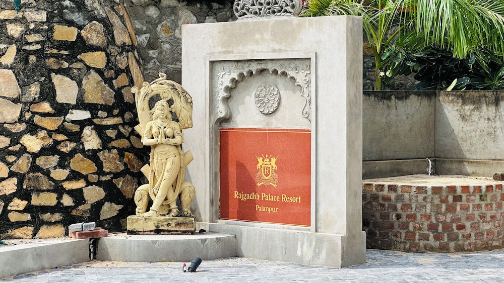 Rajgadhh Palace Resort