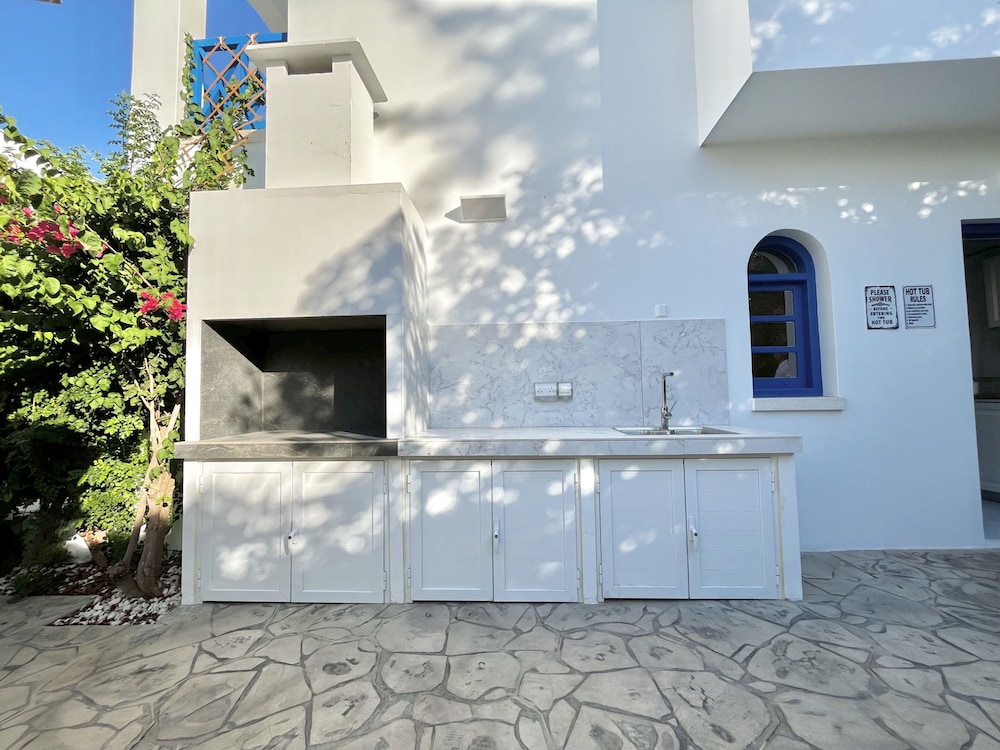 113 PRO - Stay Cavo Bay Villa