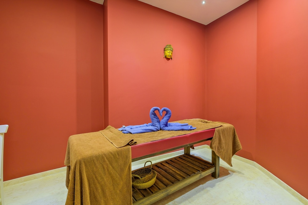 Highclere Hotel and Spa - Image 79