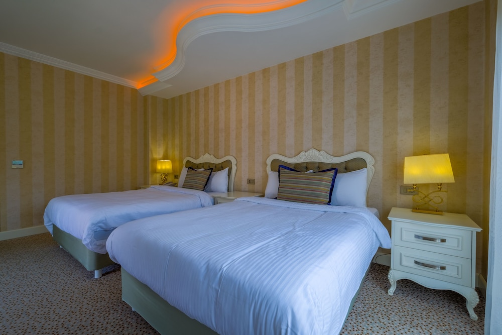Grand Göcek Hotel - Image 11