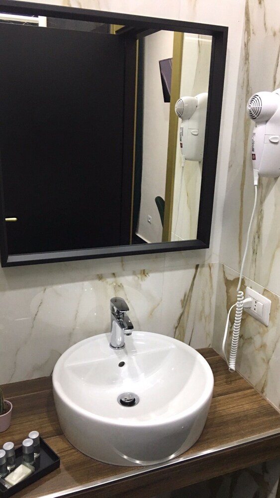 Katarios Suite