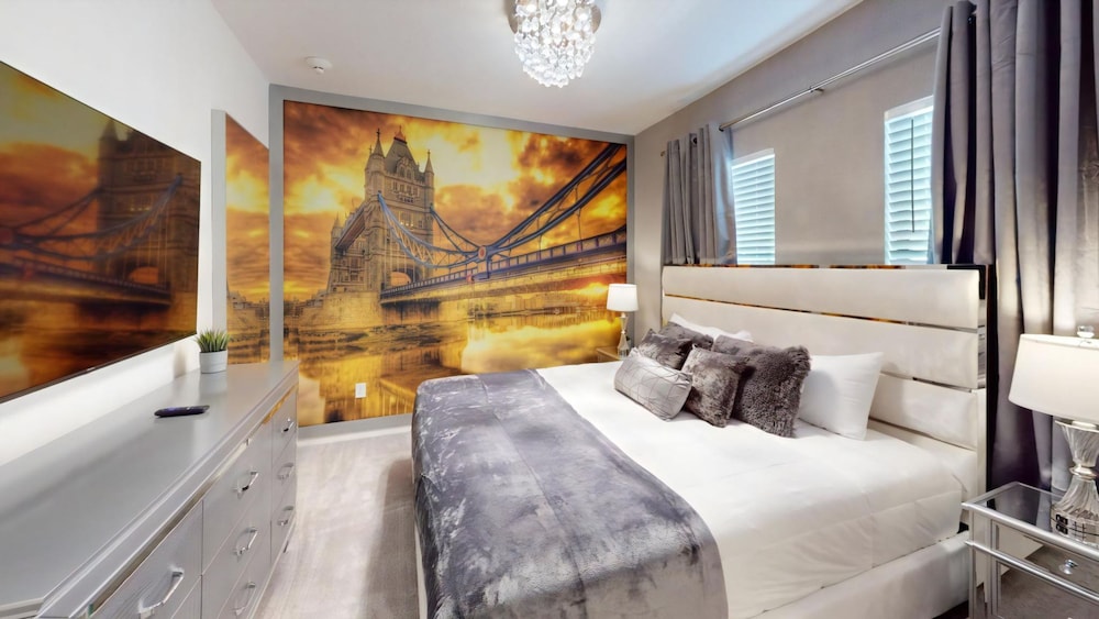 8 Bedroom Themed Rooms Huge Games Room Pool Spa