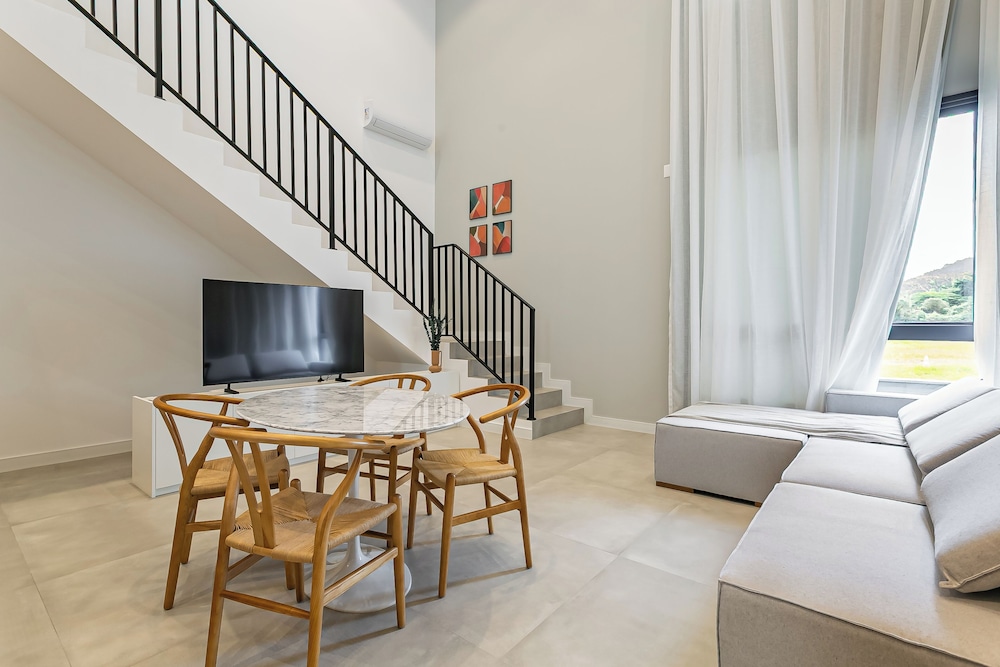First Residencial Multifuncional by Viva - Conforto e Fácil Acesso às Melhores Praias de Floripa