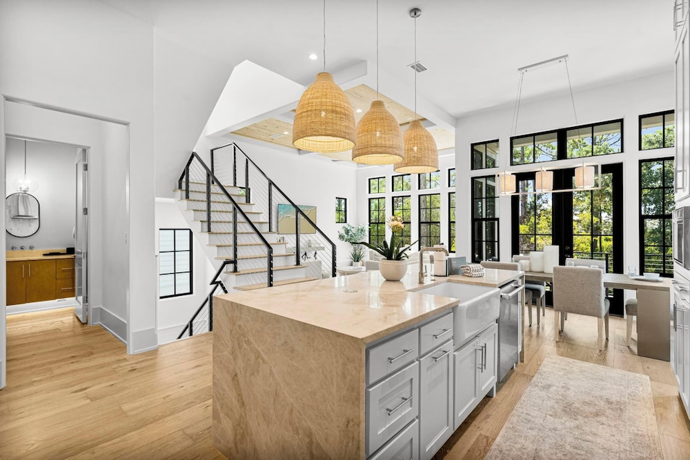 30A Beach House - Mia's Beach House