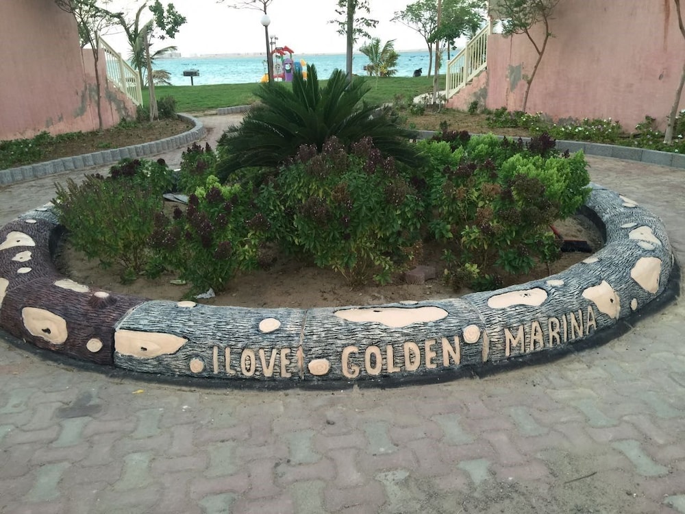 Hotel & Resort Golden Marina Yanbu فندق ومنتجع جولدن مارينا ينبع إدارة وتشغيل شركة منتجع المرسى الذهبي