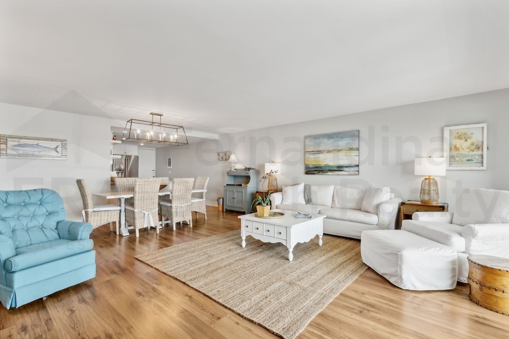 444 Amelia By The Sea 3 Bedroom Condo