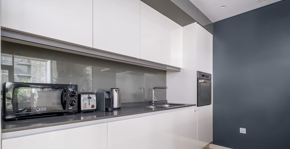 LUX The Bluewaters Island Suite 2
