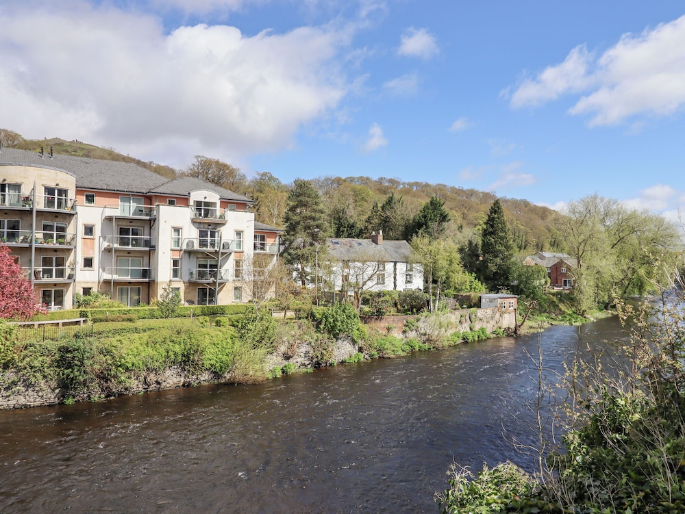 No. 9 On The Riverbank