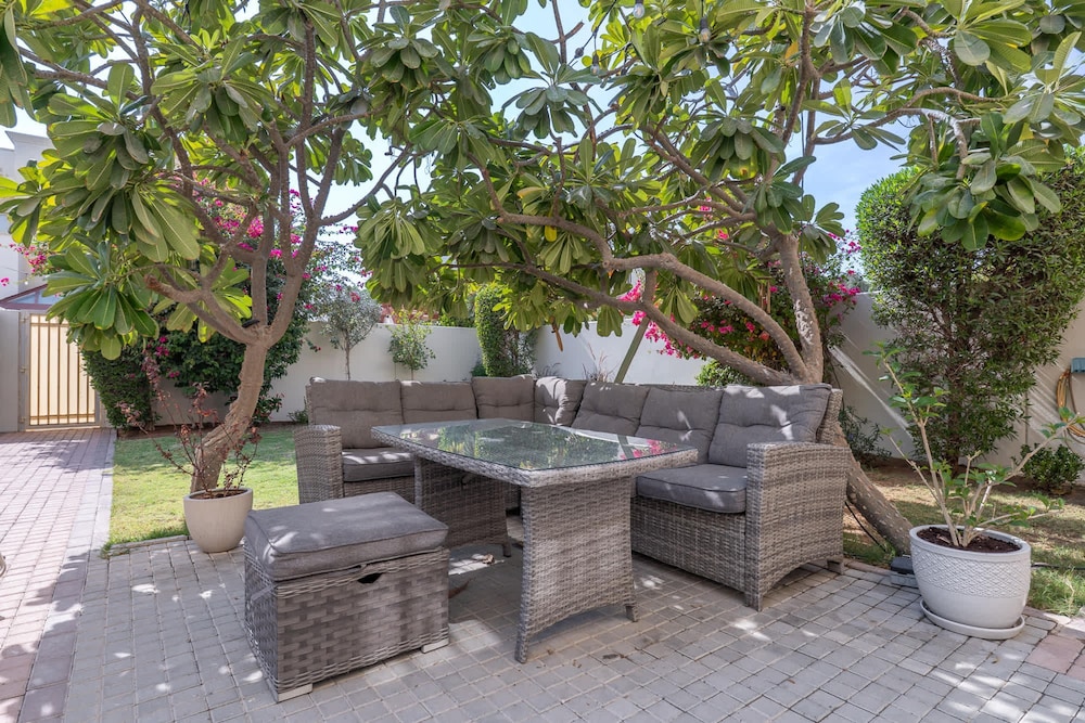 Emirates Living s Fascinating Villa for Everyone