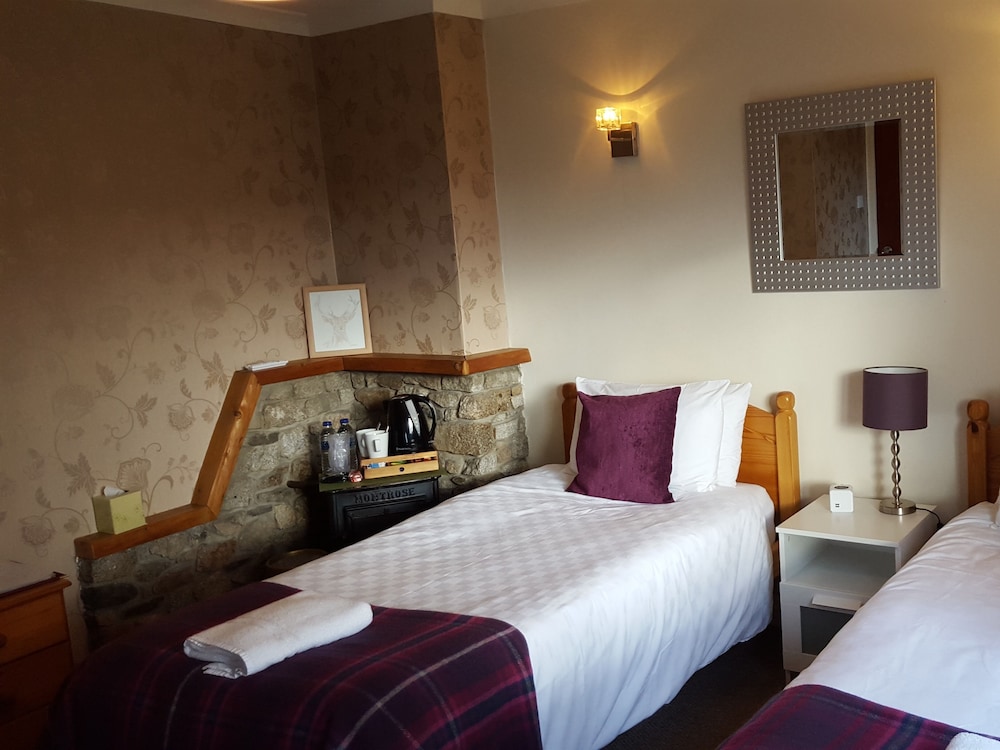 Carn Mhor Bed and Breakfast view 5