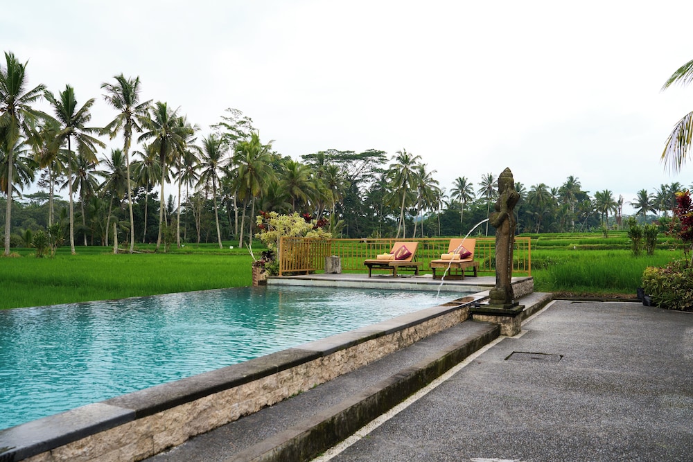 Hening Suite Ubud