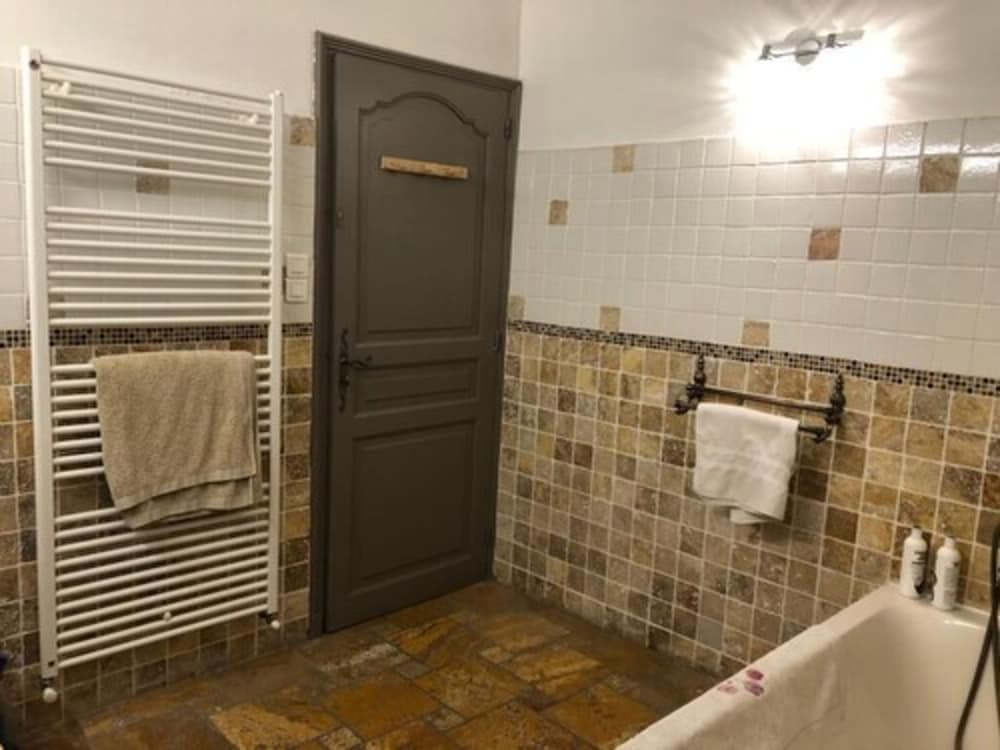 Photo 27