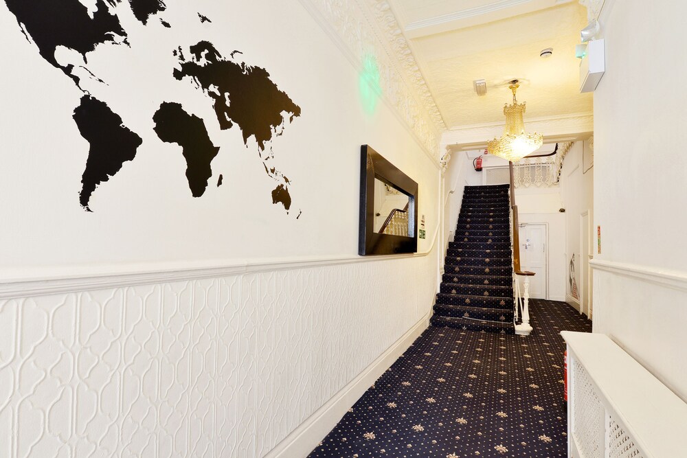 Gallery Hyde Park Hostel