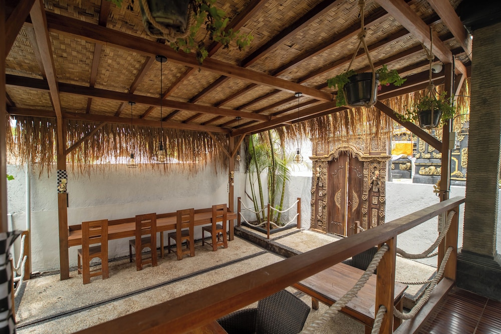 Simpang Inn Hostel