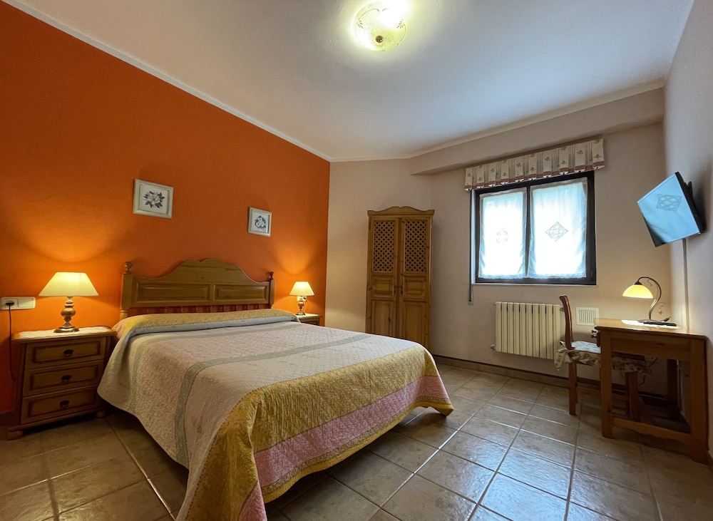 Casa Rural Santu Colás