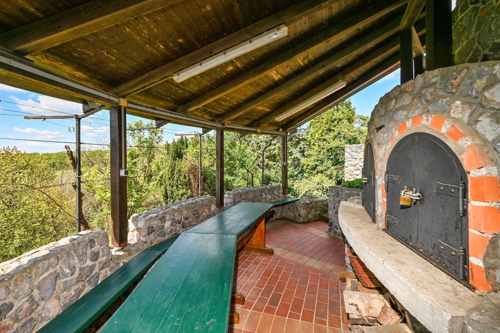Hunting Lodge in Ribnja ka