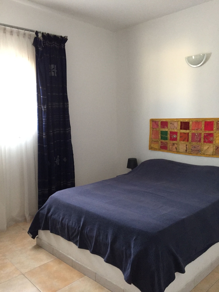 Acacia Bungalow 2 Bedrooms view 3