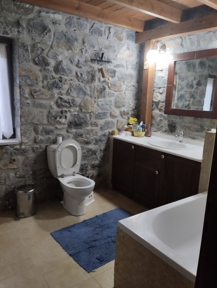 Vitina Number 5 House