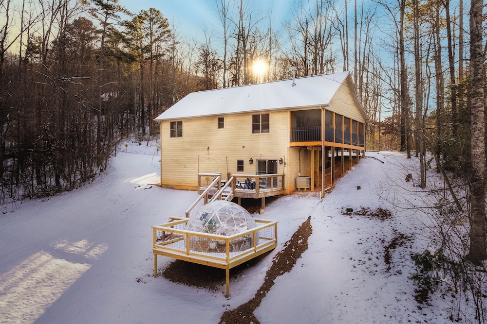 Moondance Cabin by Lightfoot Stays