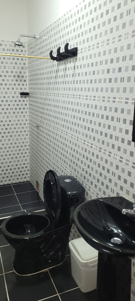 HOSTAL VILLA DEL RIO LAS BRISAS