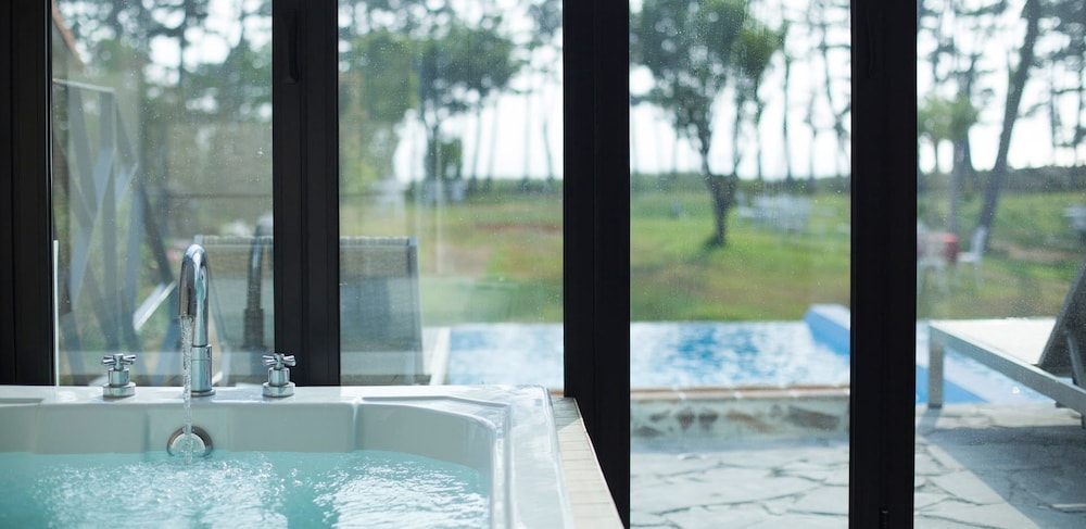 Pool Villa Linderburg