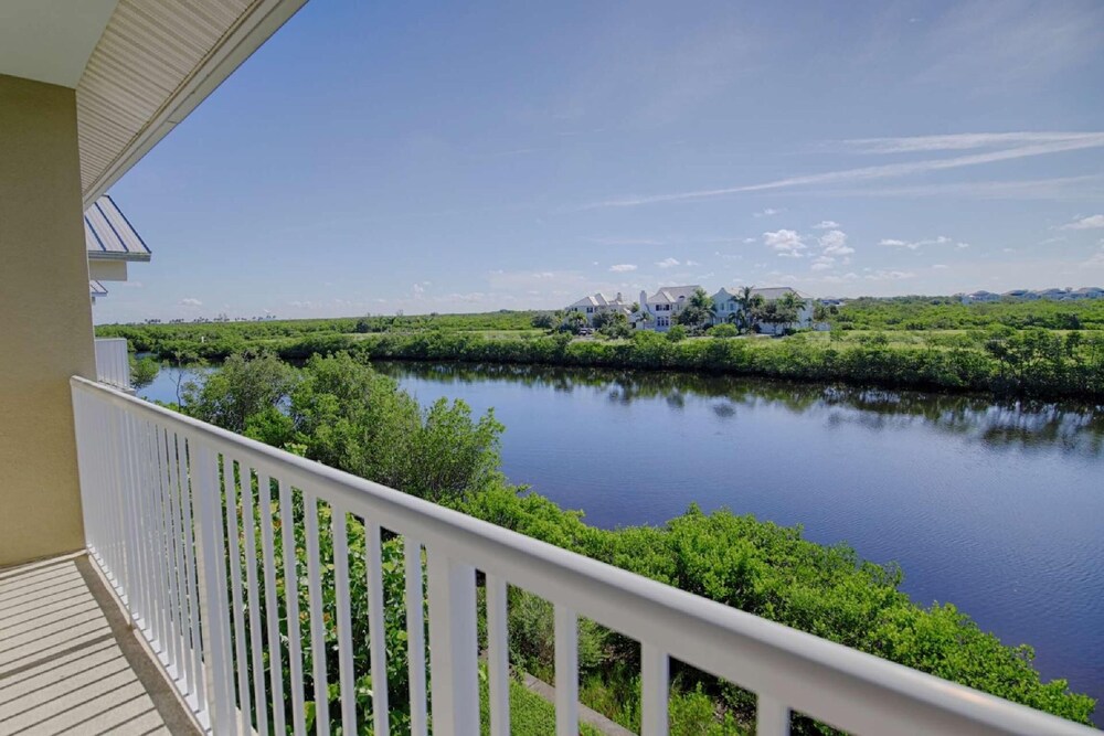 573 Little Harbor - Property Image 37