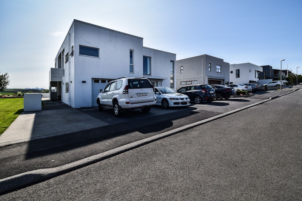 House Þ1, photo 23