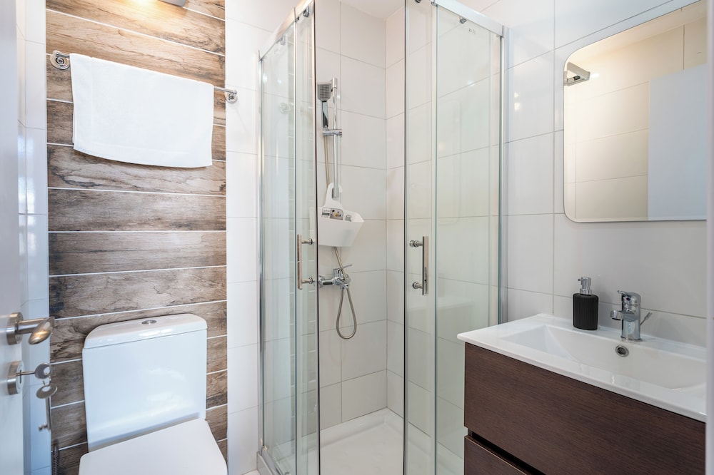Hue 1-Bedroom Apartment in Larnaca
