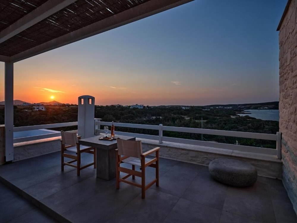 Empire Luxury Villas