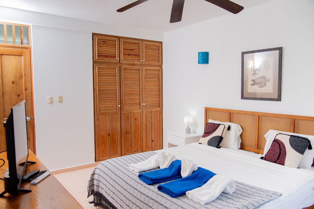 El Pelicano Apart-Hotel
