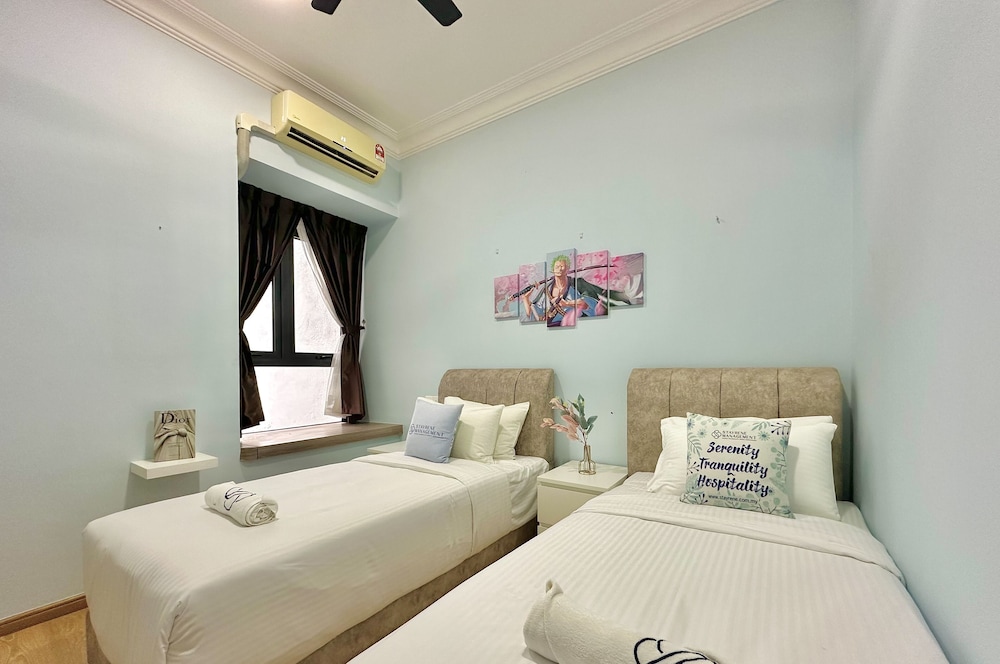 Country Garden Danga Bay Sea View Homestay by Stayrene