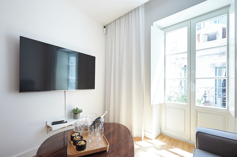 Borealis Lisbon Apartments - Bairro Alto.