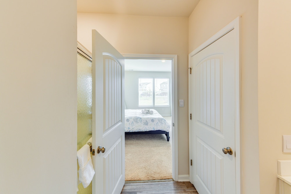 5 Mi to Bethany Beach: Home w/ Pool + Gym Access!