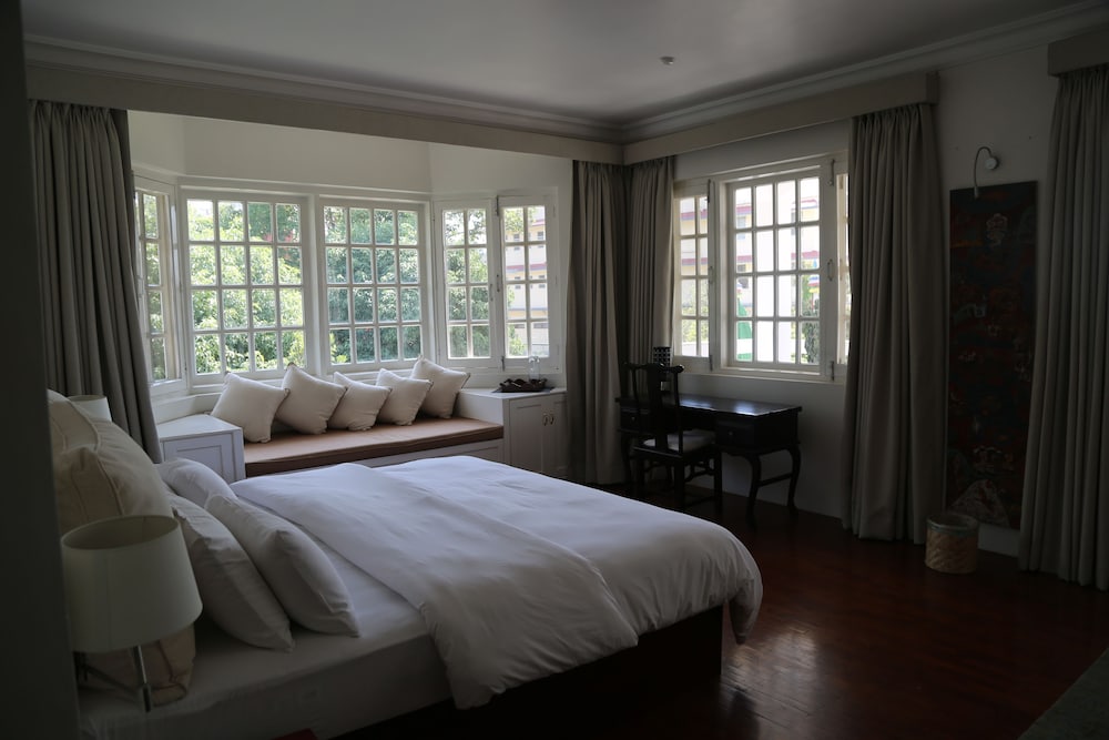 Lavee Residence