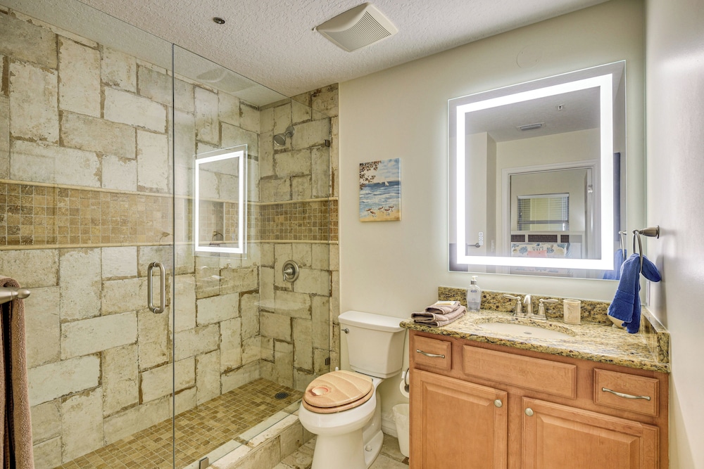 Direct Beach Access: NSB Condo w/ Community Perks