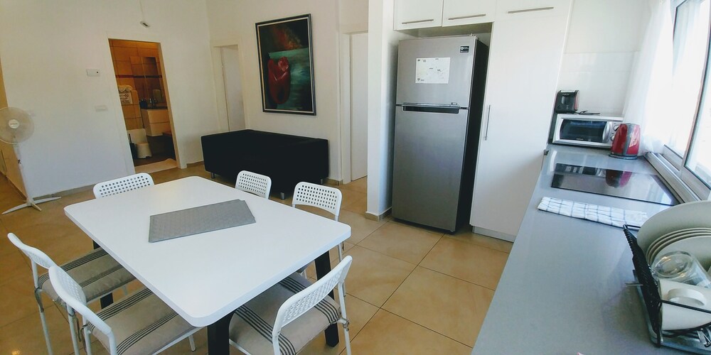 Begin19 Apartment Hotel