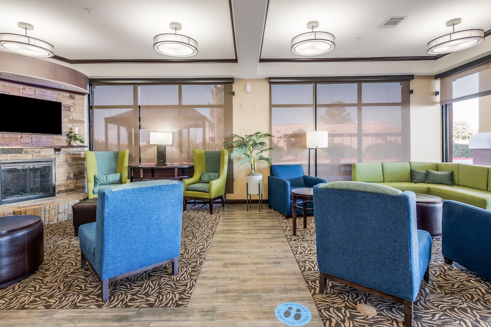 Fort Stockton Vacations - Comfort Suites Fort Stockton - Property Image 8