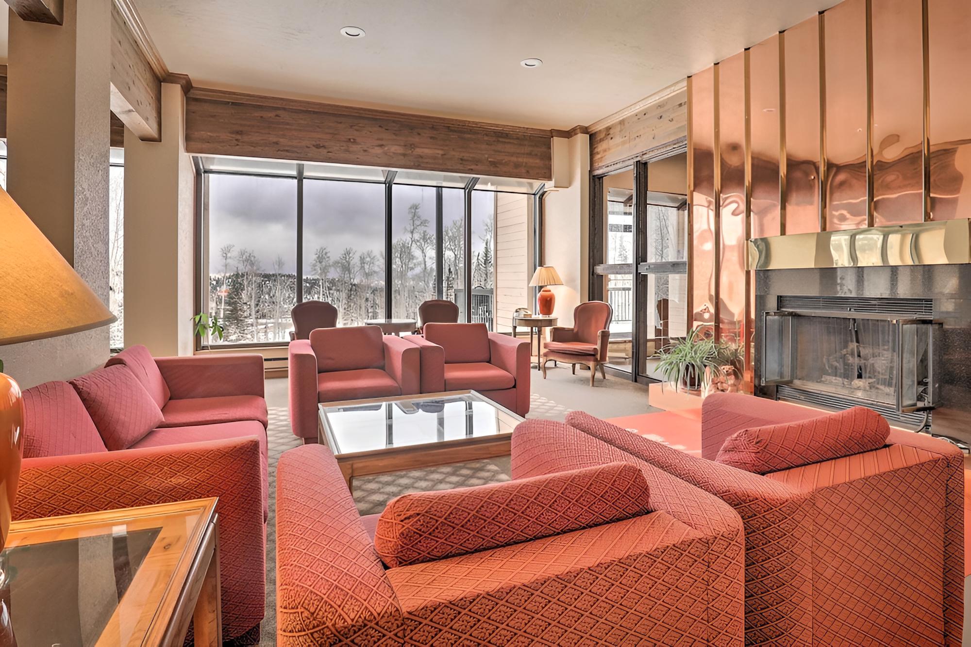 Copper Chase Condo < 1 Mile to Brian Head Skiing! view 3